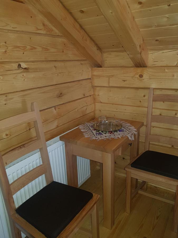 Tulean Cabin Săcel Esterno foto
